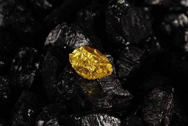 公开威胁中国：不给稀土磁铁就加200%关税pg电子免费试玩模拟器特朗普彻底坐不住了(图7)